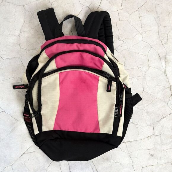 Everest Deluxe Small Sporty Pink and Black Backpack with Padded Straps - Picture 1 of 9